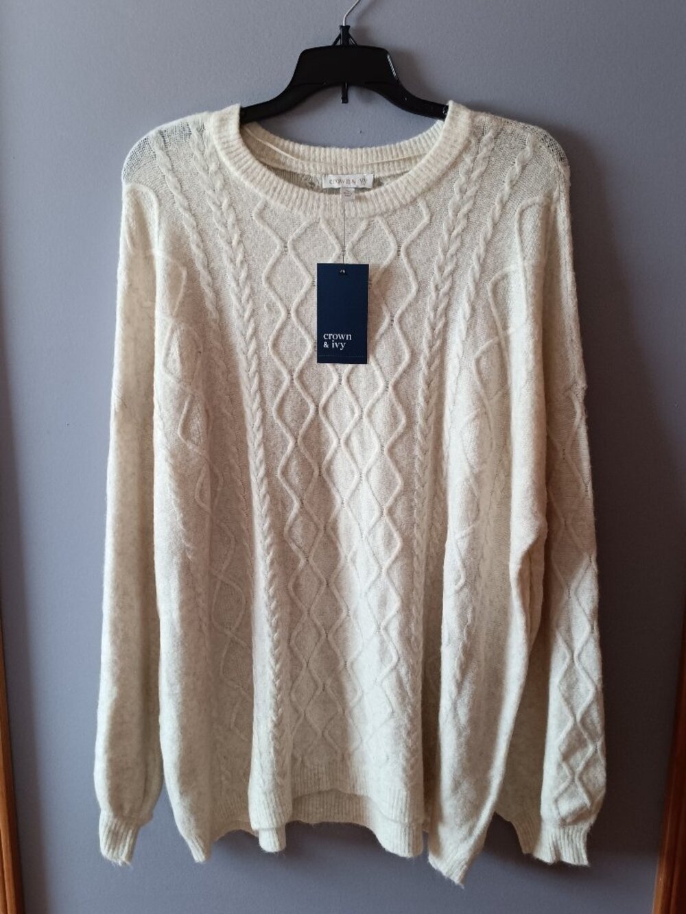 New Crown & Ivy™ Women's Long Sleeve Tunic Sweater, size M